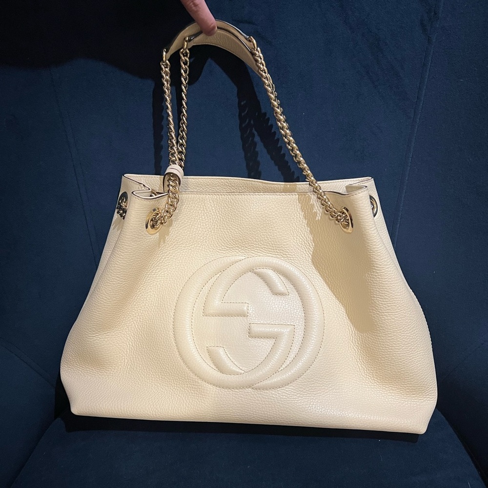 Ivory Gucci Soho GG Shoulder Bag